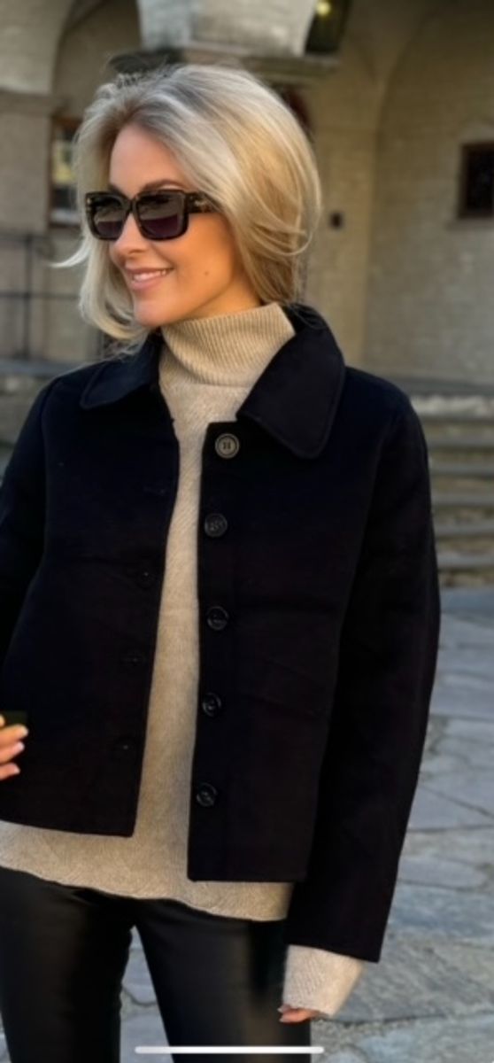 Amuse Jacket Stella BlackAW25